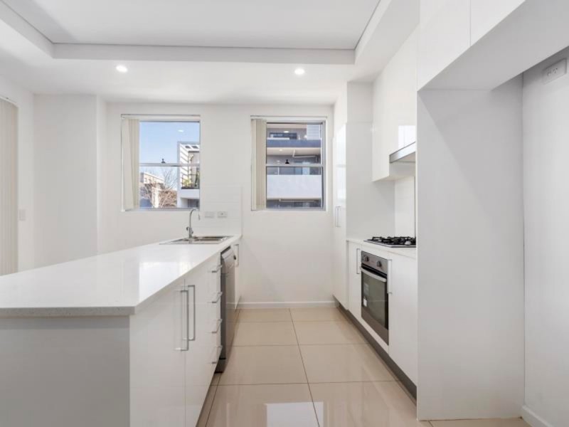 205/11-13 Junia Avenue, Toongabbie NSW 2146